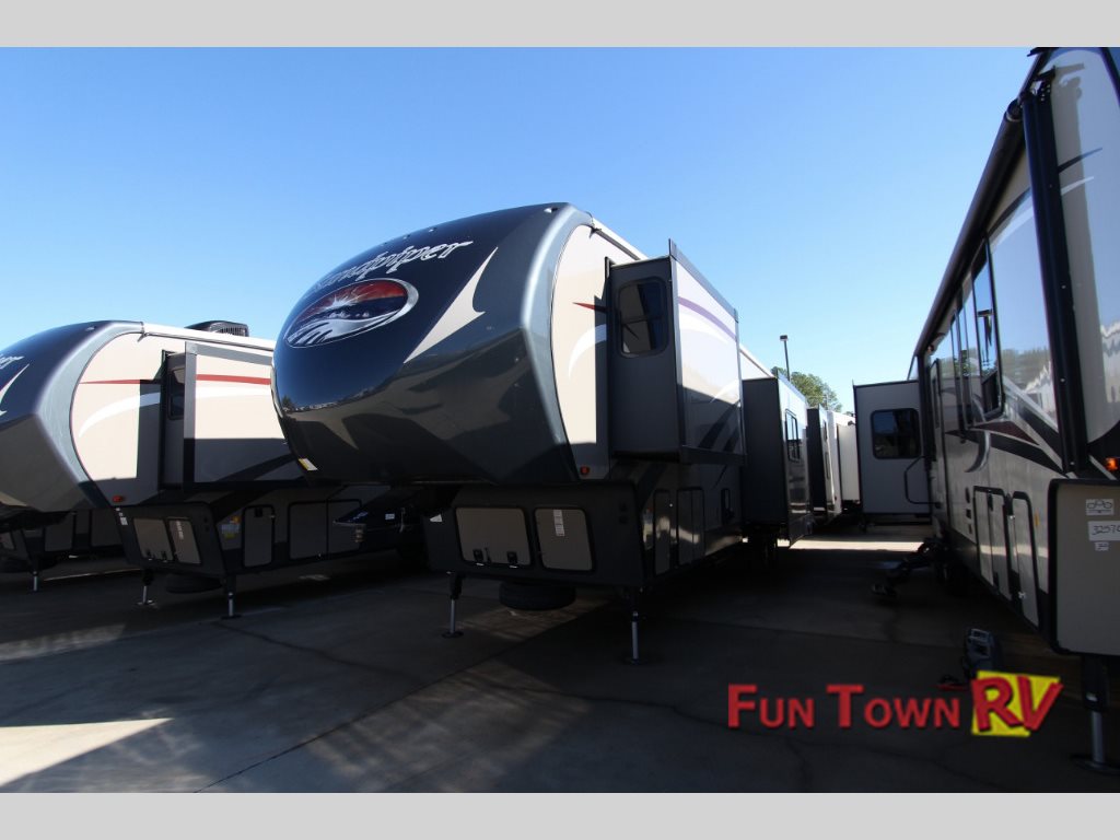 Forest River Sandpiper 380BH5 fifth wheel