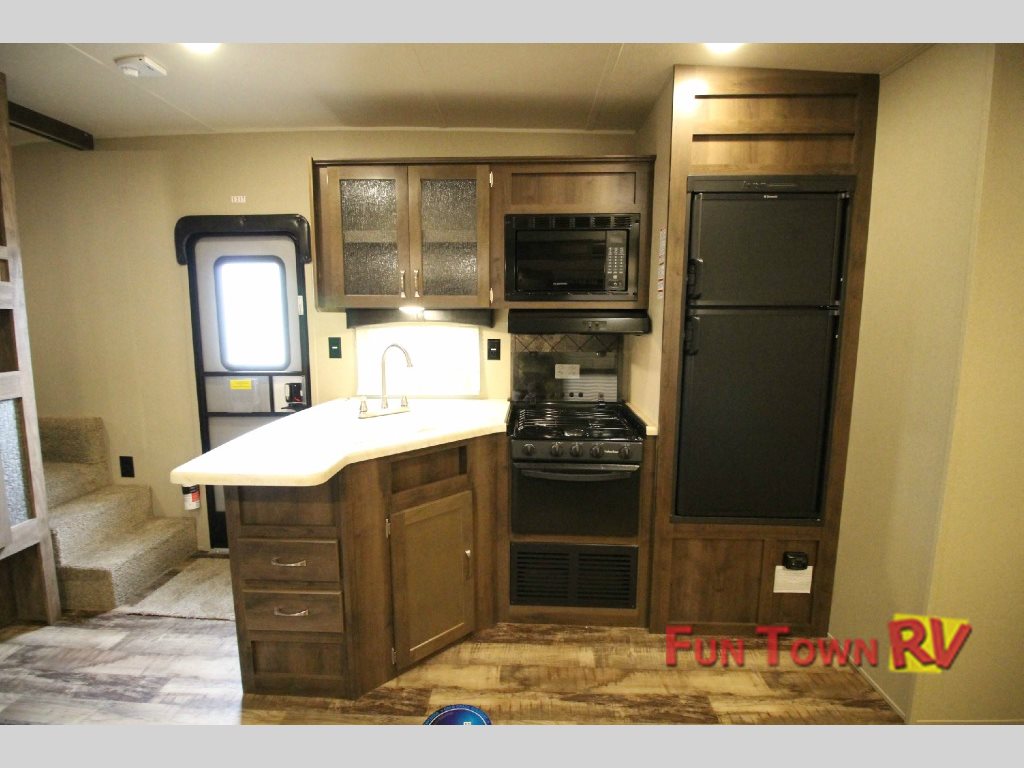 Puma Fifth Wheel Kitchen