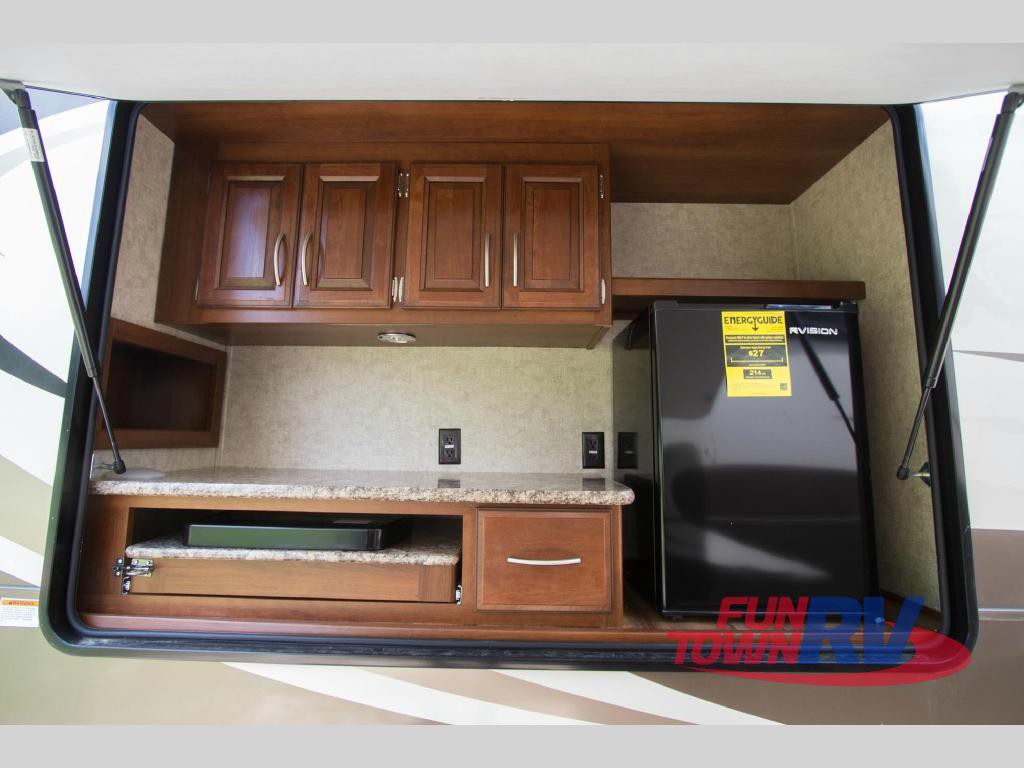 Forest River Wildcat Fifth Wheels Upscale Features At A Budget Friendly Price Fun Town RV Houston Blog