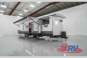 New 2021 Forest River RV Wildwood DLX 4002Q